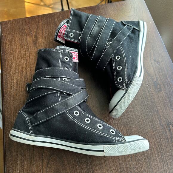 Converse Chuck Taylor Sydney black red buckles no laces women’s size 8 - Picture 3 of 8